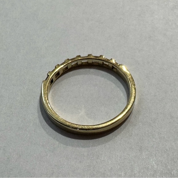 Aurate 14k gold half diamond baguette ring - Picture 5 of 8